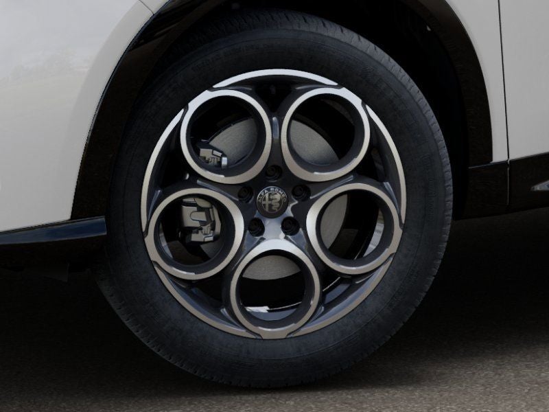 2026 Alfa Romeo Tonale Base