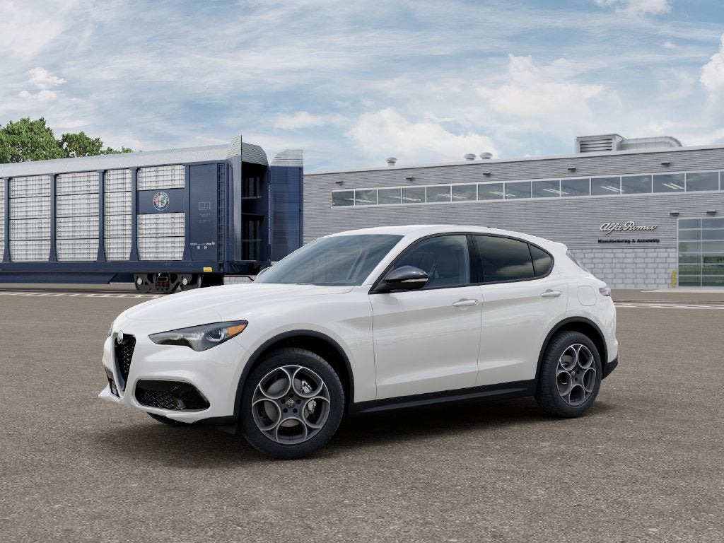 2026 Alfa Romeo Stelvio Base