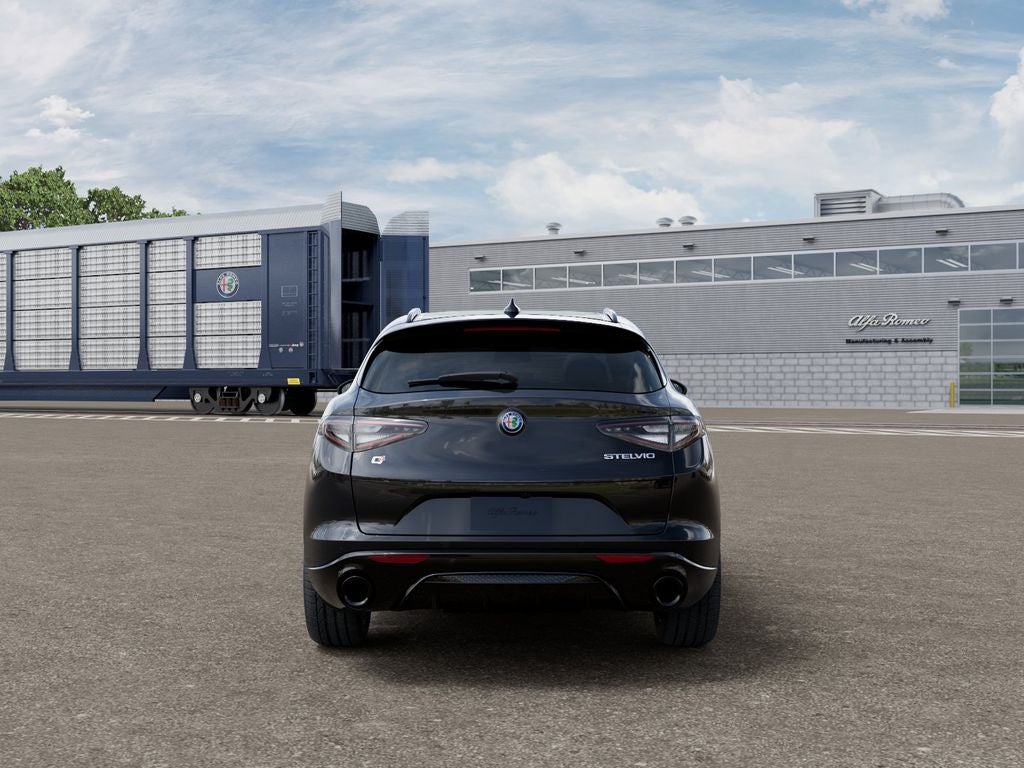 2026 Alfa Romeo Stelvio Base