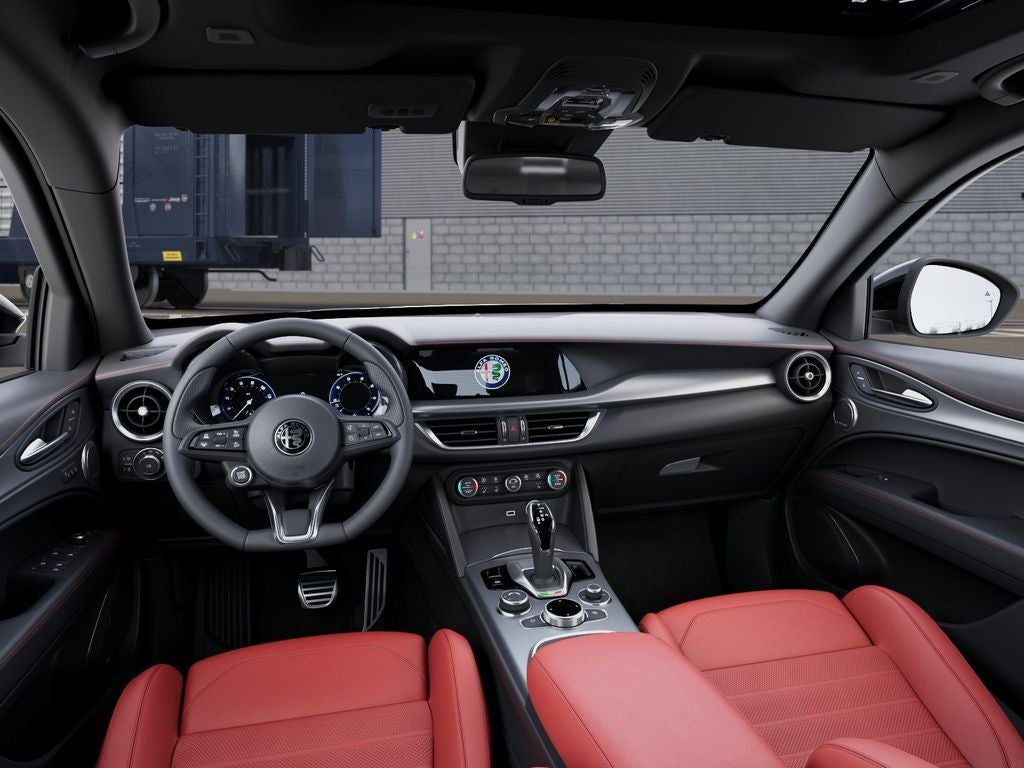 2026 Alfa Romeo Stelvio Base