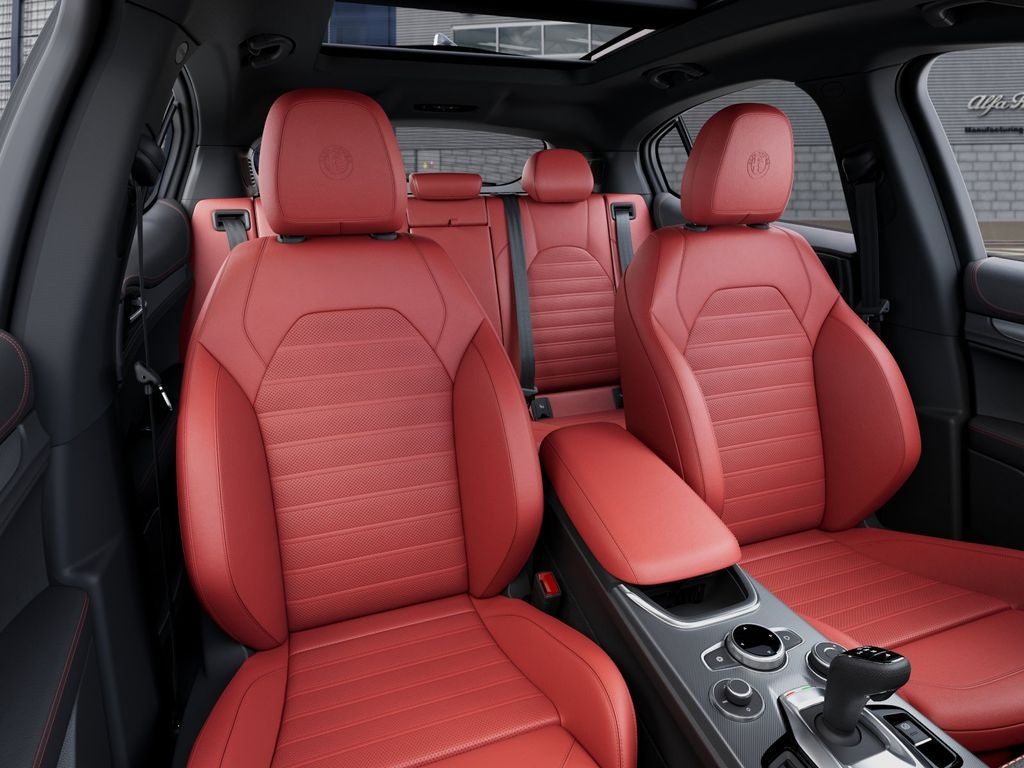 2026 Alfa Romeo Stelvio Base
