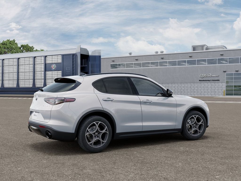 2026 Alfa Romeo Stelvio Base