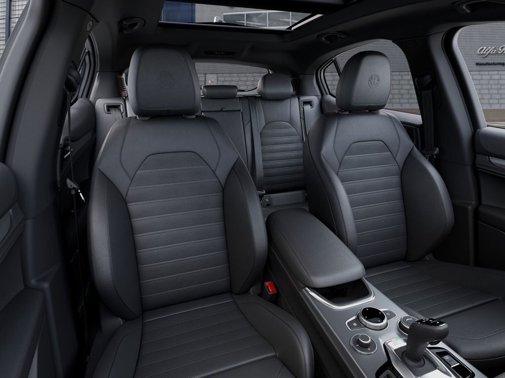 2026 Alfa Romeo Stelvio Base