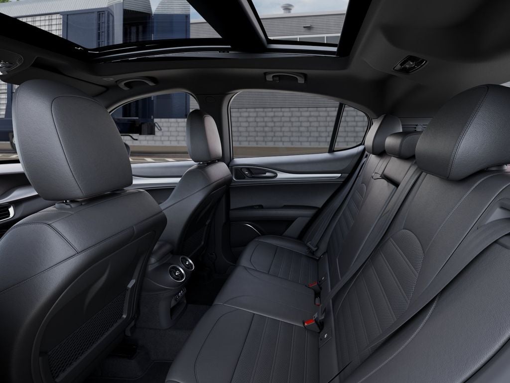 2026 Alfa Romeo Stelvio Base