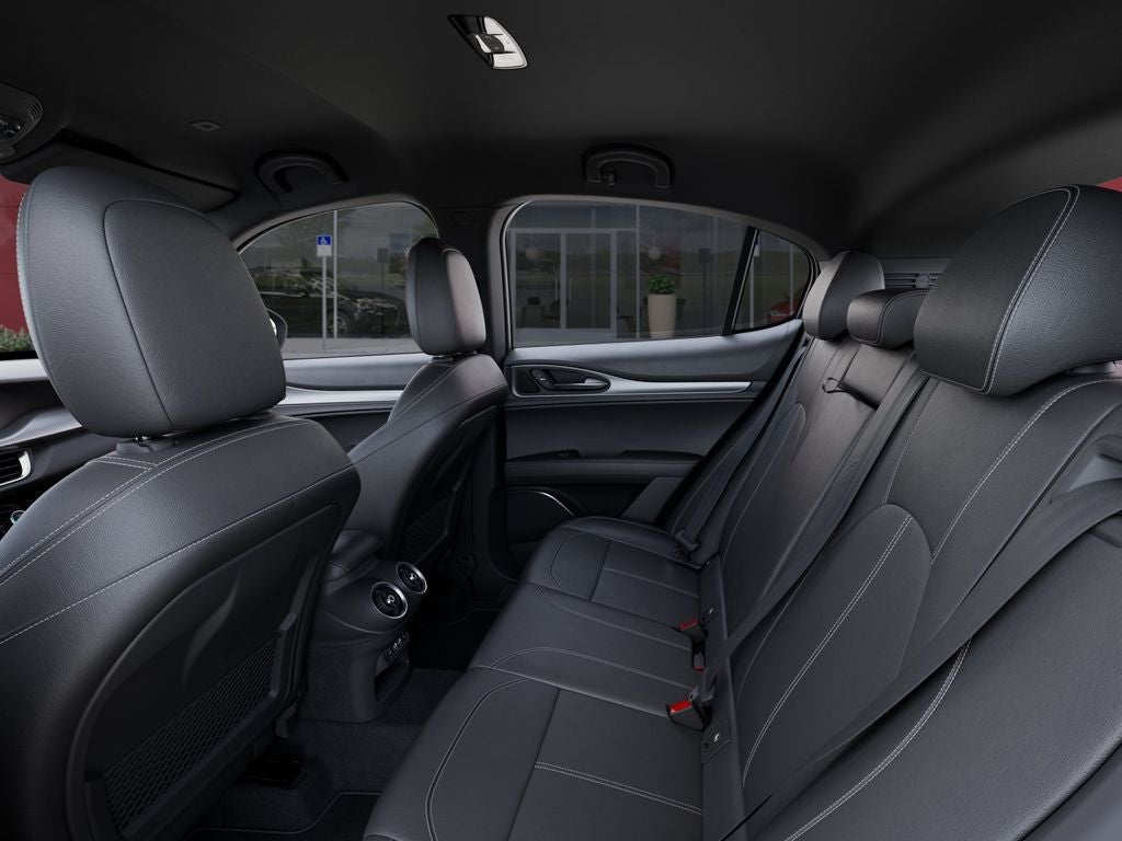 2025 Alfa Romeo Stelvio Sprint