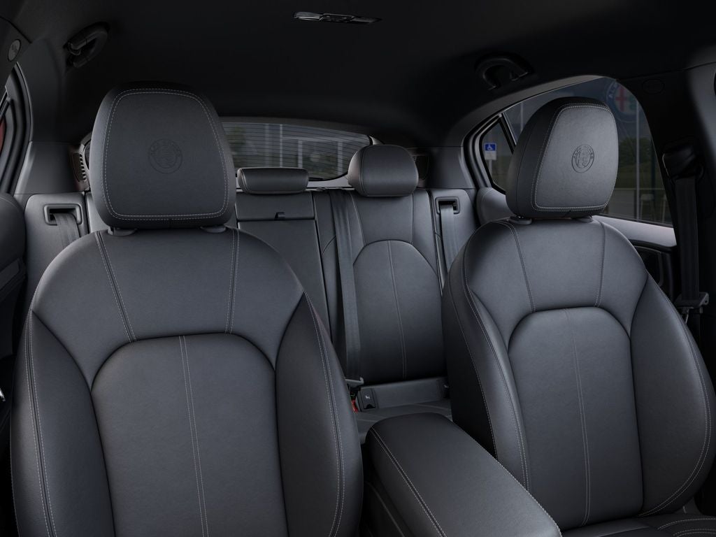 2025 Alfa Romeo Stelvio Sprint