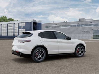 2026 Alfa Romeo Stelvio Base