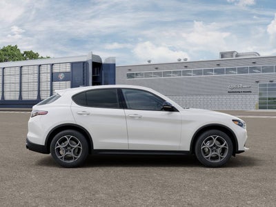 2026 Alfa Romeo Stelvio Base