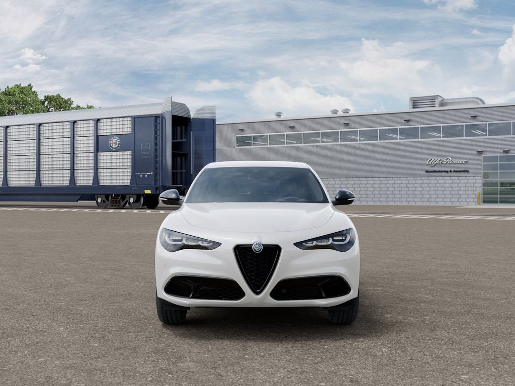 2026 Alfa Romeo Stelvio Base