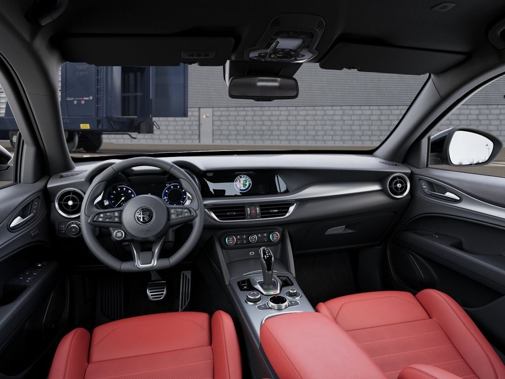 2026 Alfa Romeo Stelvio Base