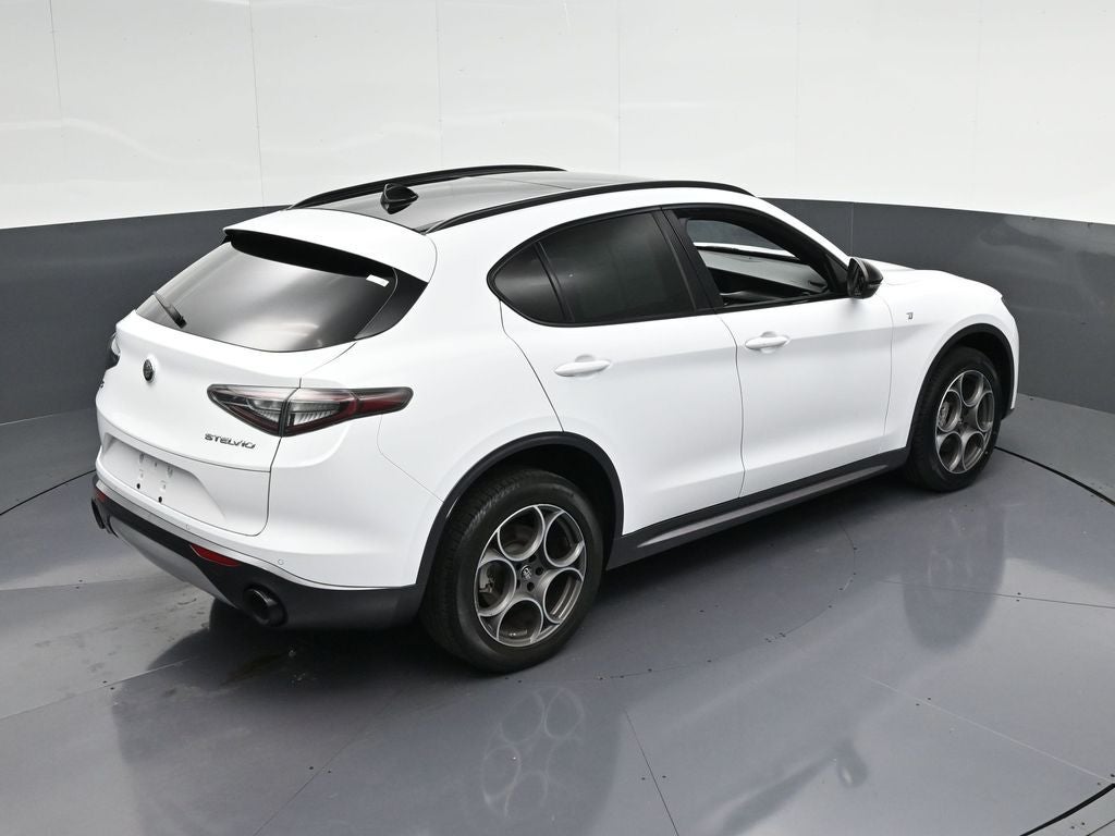 2024 Alfa Romeo Stelvio Ti