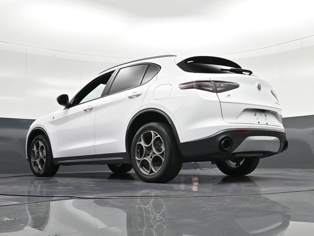 2024 Alfa Romeo Stelvio Ti