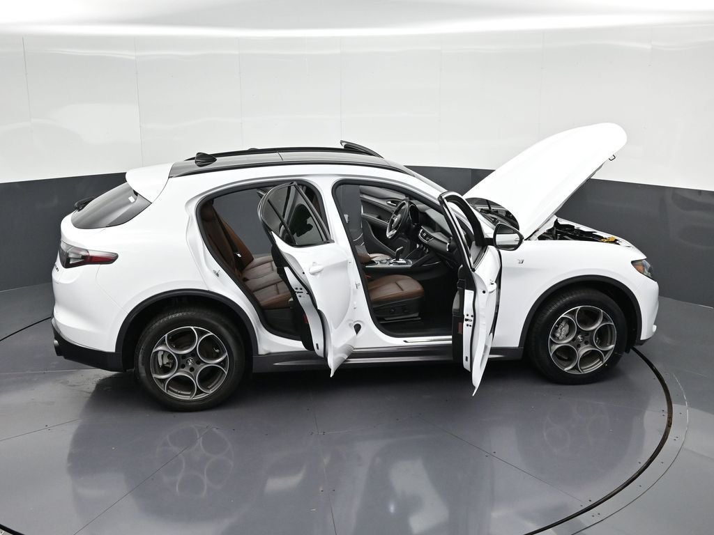 2024 Alfa Romeo Stelvio Ti