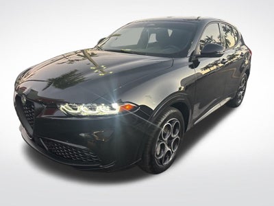 2025 Alfa Romeo Tonale Base
