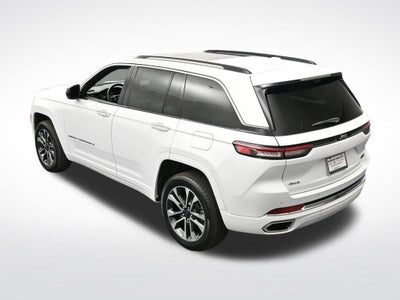 2022 Jeep Grand Cherokee Overland