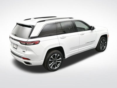2022 Jeep Grand Cherokee Overland