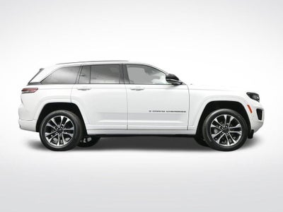 2022 Jeep Grand Cherokee Overland