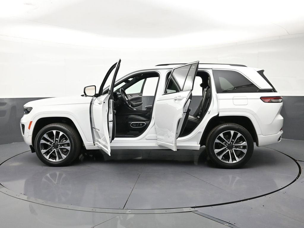 2022 Jeep Grand Cherokee Overland