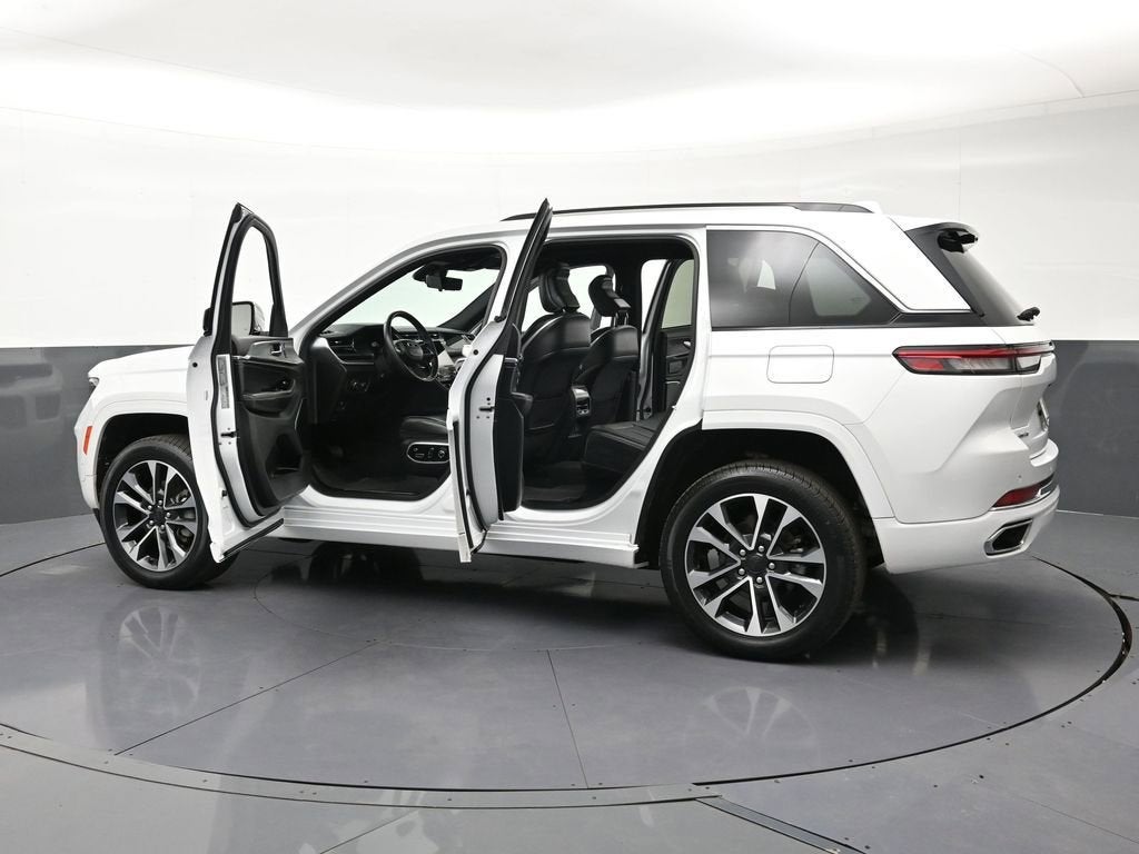 2022 Jeep Grand Cherokee Overland