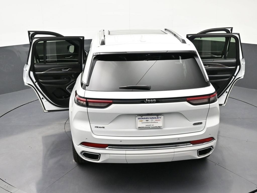 2022 Jeep Grand Cherokee Overland