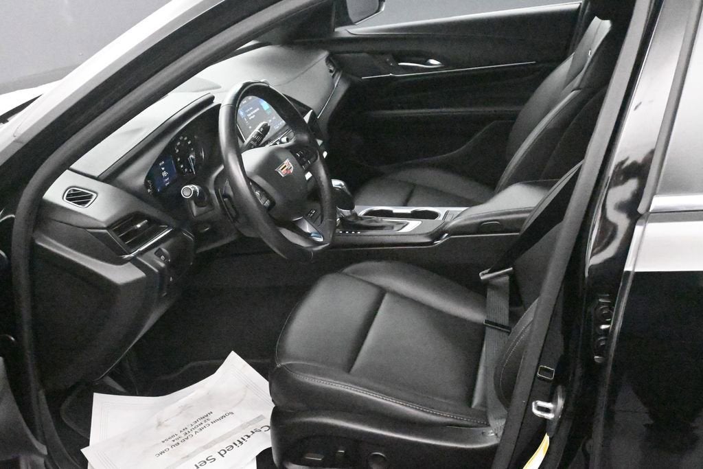 2023 Cadillac CT4 Premium Luxury