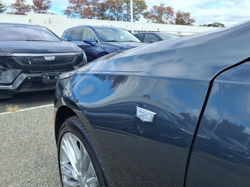 2022 Cadillac CT4 Premium Luxury