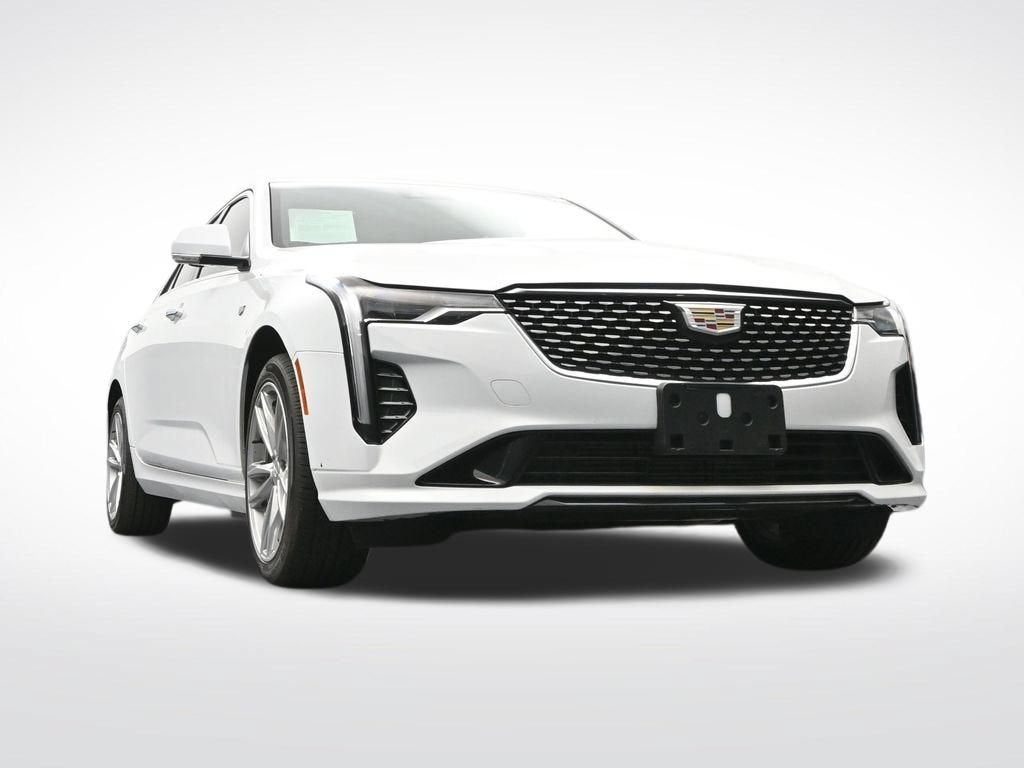 2023 Cadillac CT4 Luxury