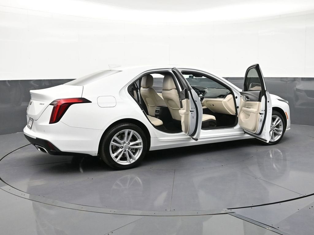 2023 Cadillac CT4 Luxury