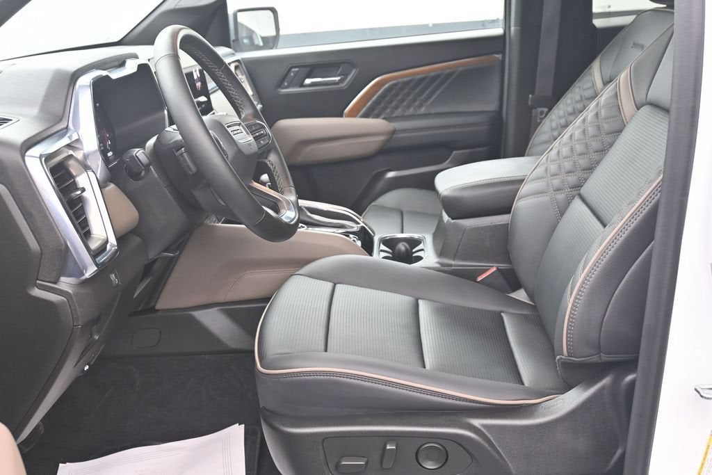2025 GMC Canyon Denali