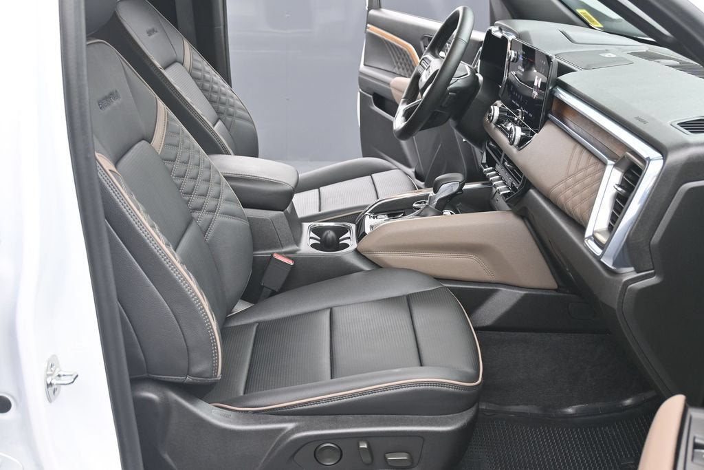 2025 GMC Canyon Denali