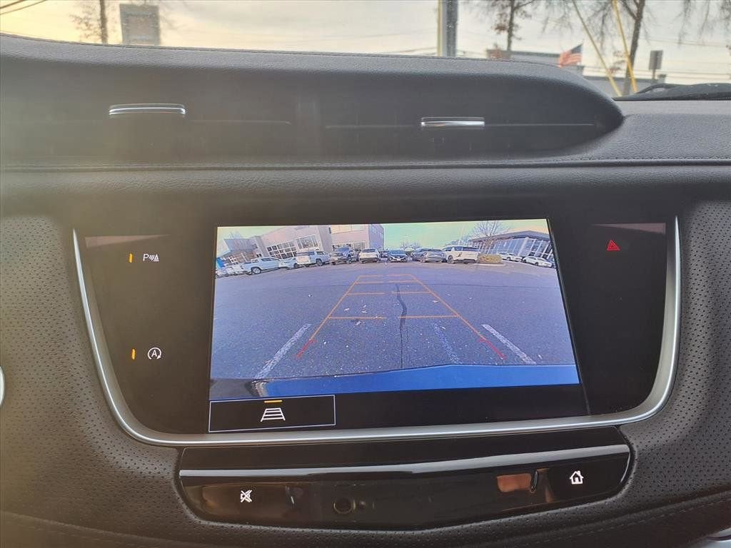 2025 Cadillac XT5 Luxury