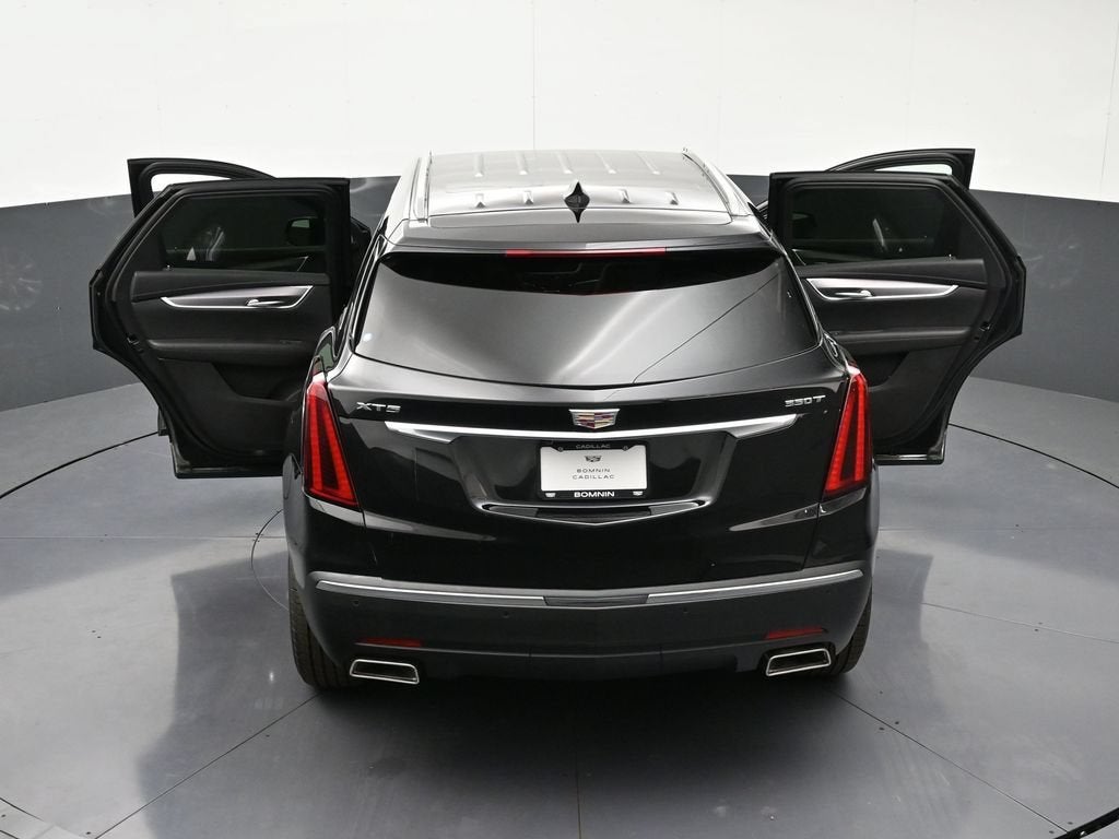2025 Cadillac XT5 Luxury