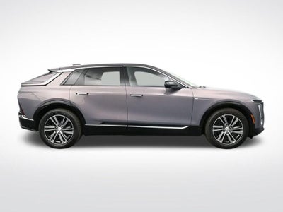 2025 Cadillac LYRIQ Luxury 1