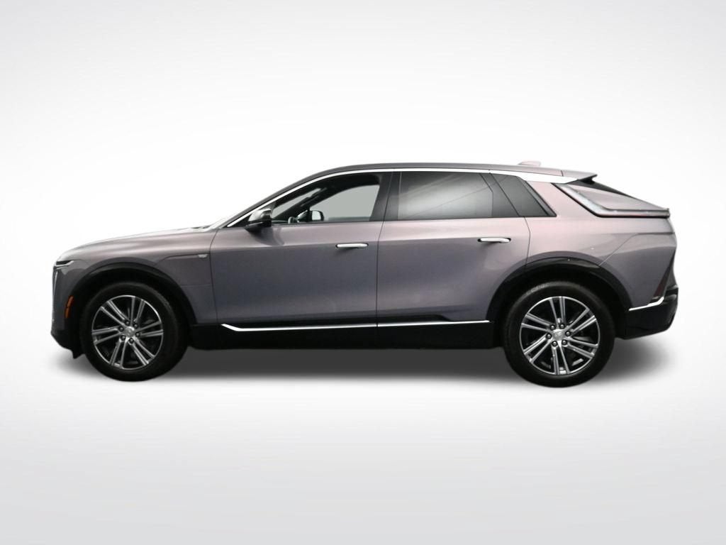 2025 Cadillac LYRIQ Luxury 1