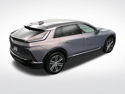 2025 Cadillac LYRIQ Luxury 1