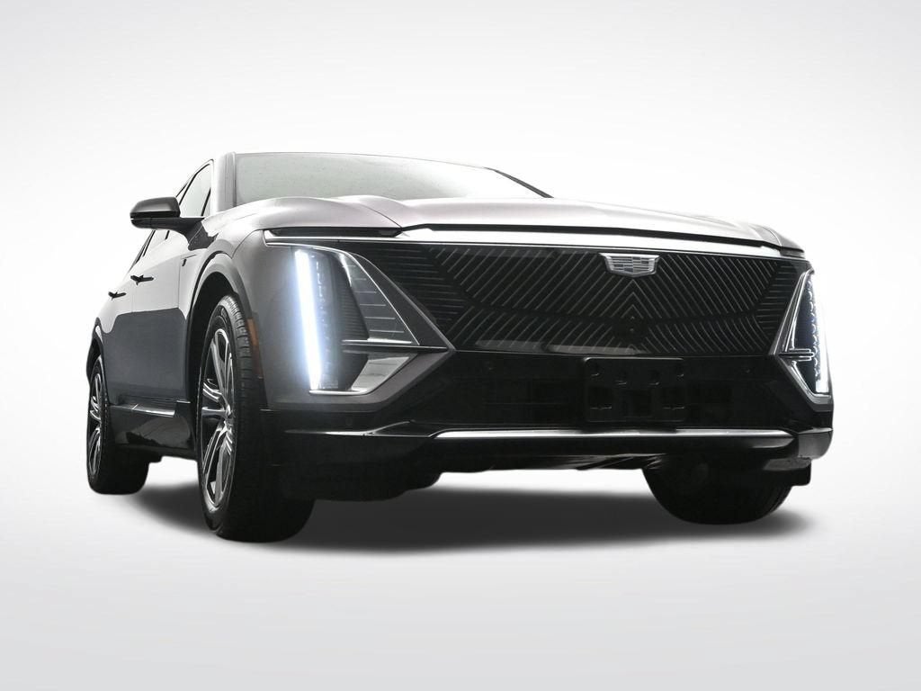 2025 Cadillac LYRIQ Luxury 1