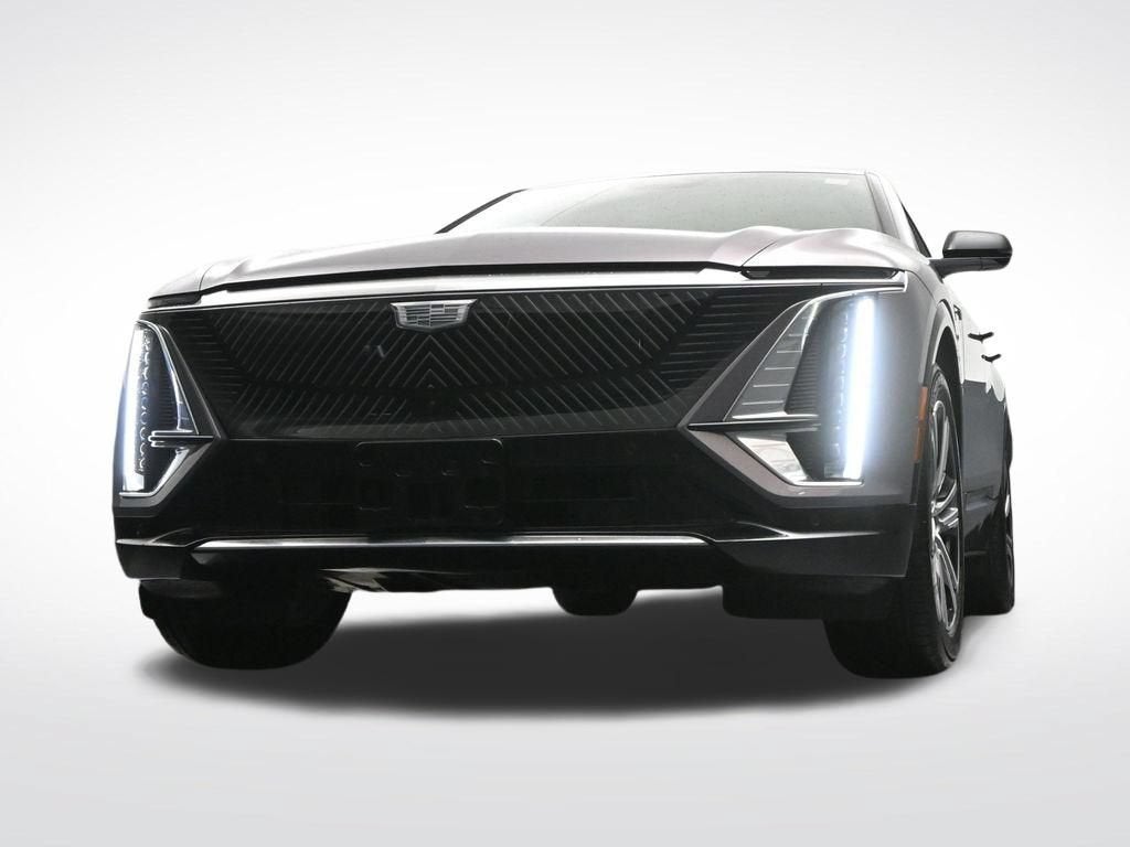 2025 Cadillac LYRIQ Luxury 1