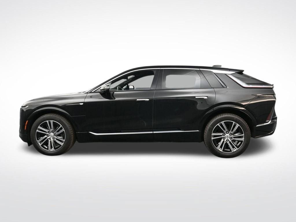 2025 Cadillac LYRIQ Luxury 1