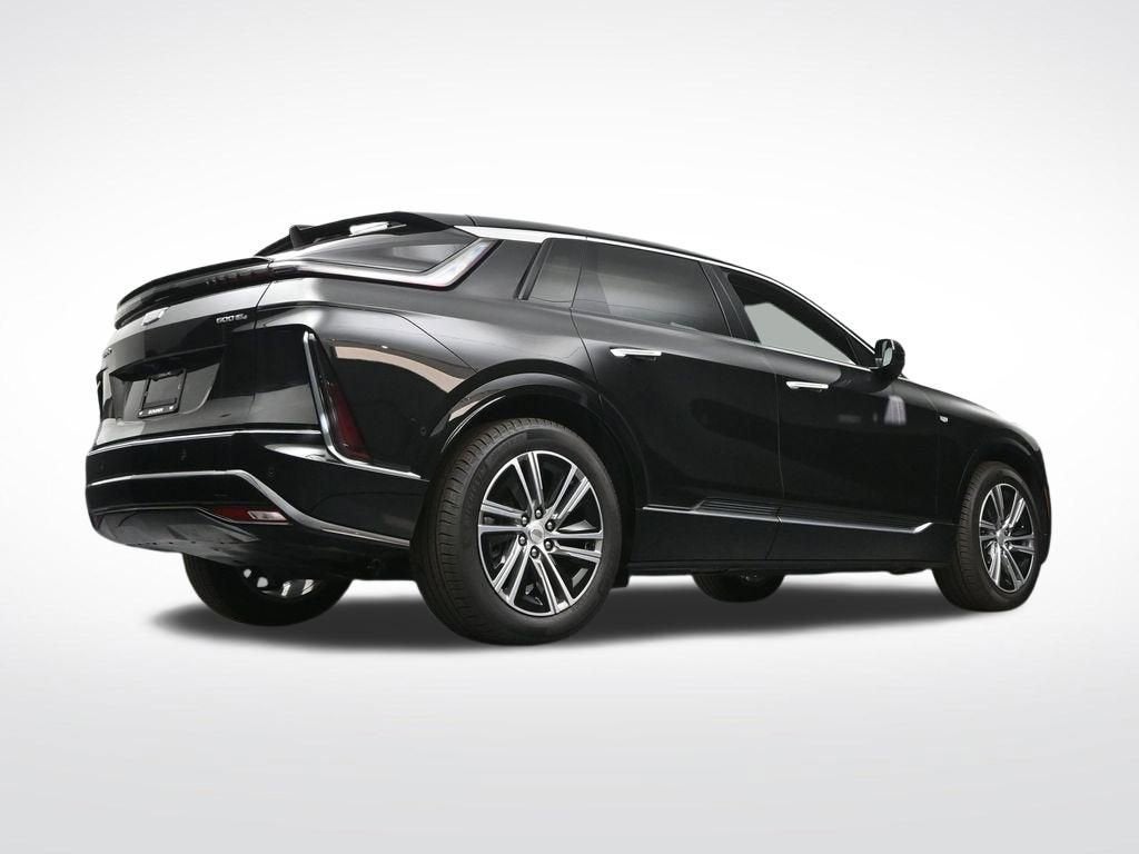 2025 Cadillac LYRIQ Luxury 1