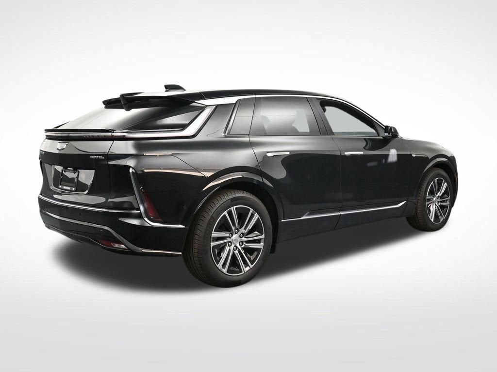 2025 Cadillac LYRIQ Luxury 1