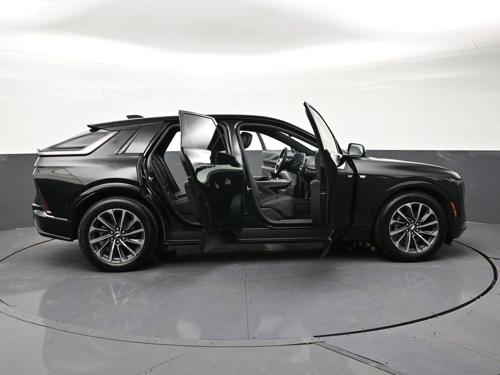 2025 Cadillac LYRIQ Sport 1