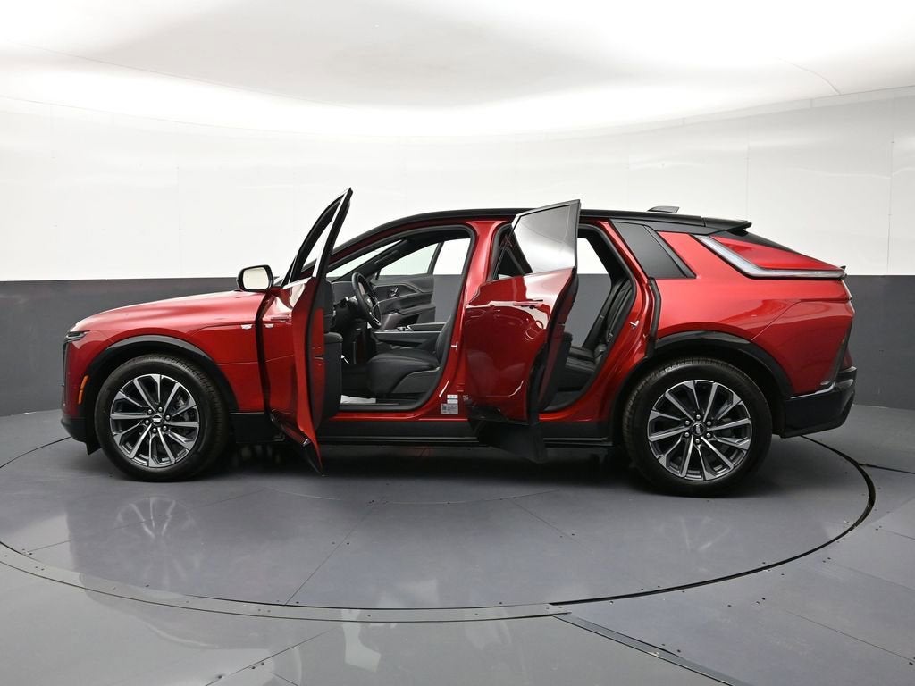 2025 Cadillac LYRIQ Sport 1