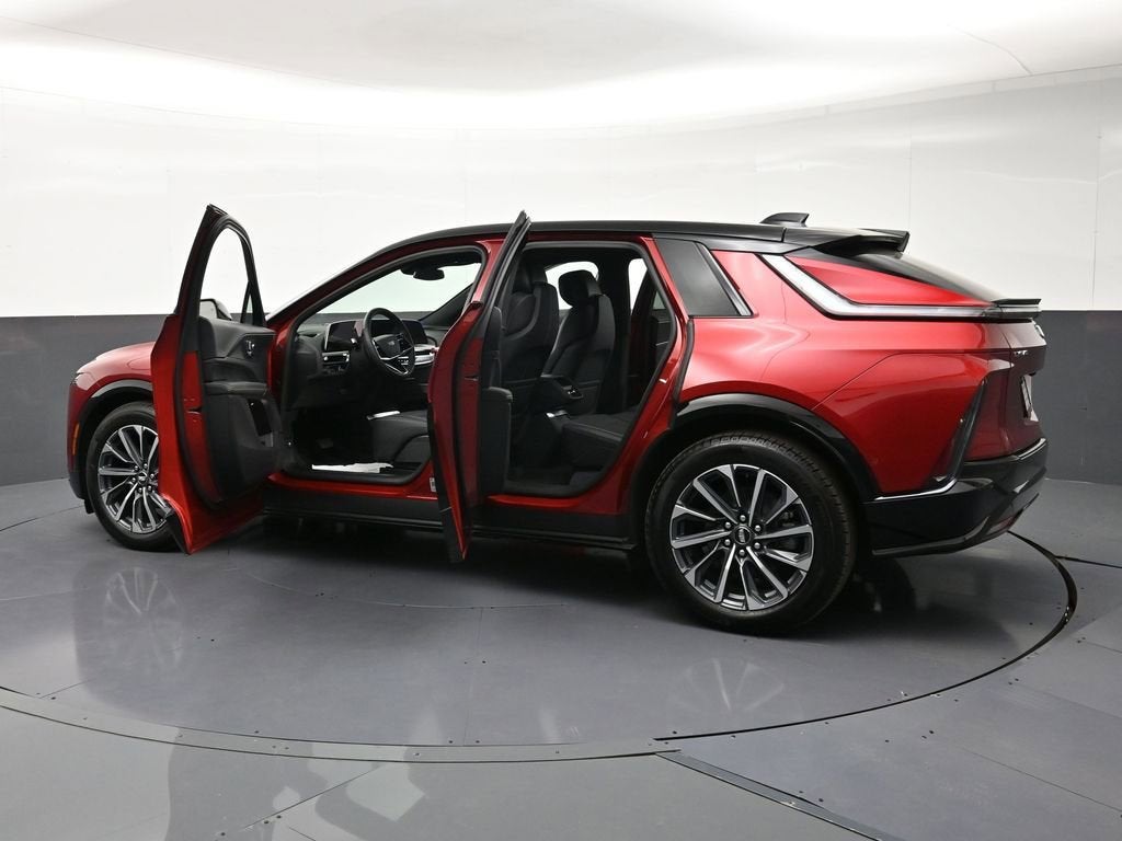2025 Cadillac LYRIQ Sport 1