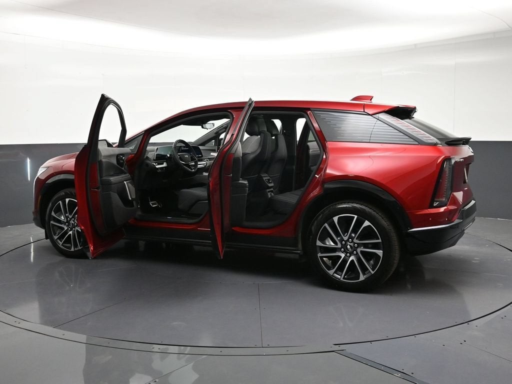 2025 Cadillac OPTIQ Sport 1