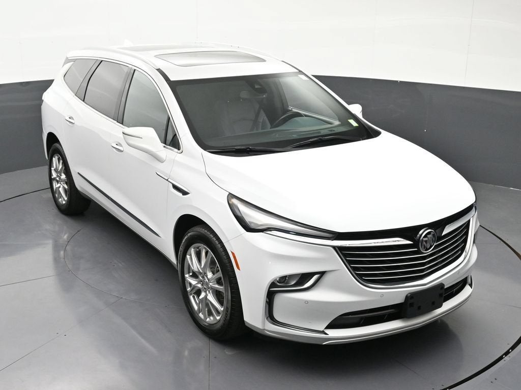 2024 Buick Enclave Essence