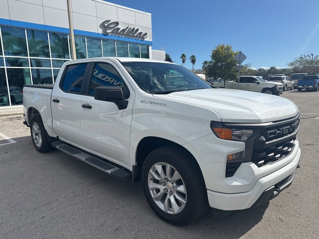2022 Chevrolet Silverado 1500 Custom