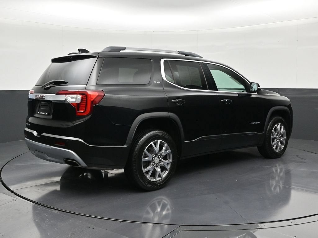 2022 GMC Acadia SLT