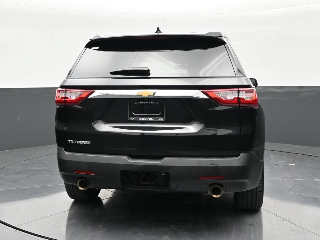 2021 Chevrolet Traverse LS