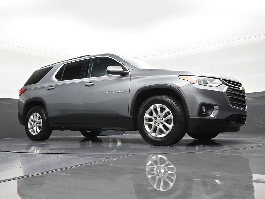 2021 Chevrolet Traverse LT Cloth