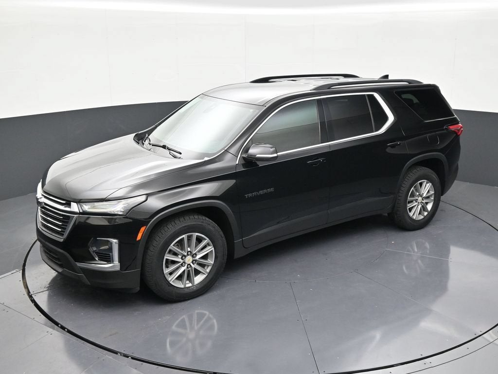 2022 Chevrolet Traverse LT Cloth